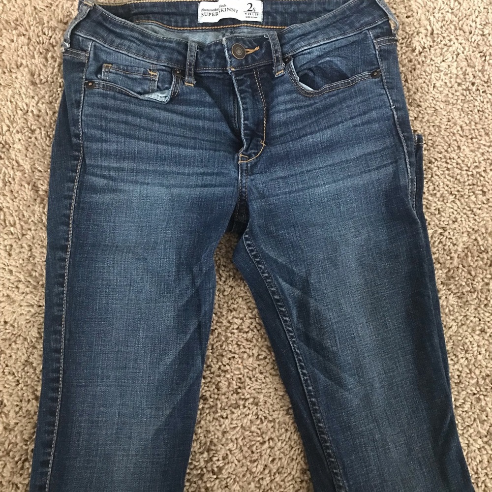 Abercrombie and Fitch super skinny jeans 2S